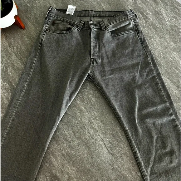 Used - Picture 2 of 2